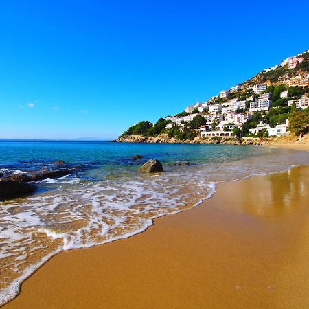 Apartment Hort De Mar By Interhome Roses Bagian luar foto